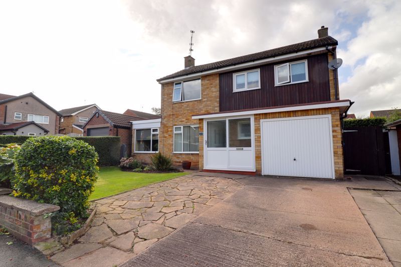 3 bed detached house for sale in Yelverton Avenue, Weeping Cross, Stafford ST17, £375,000