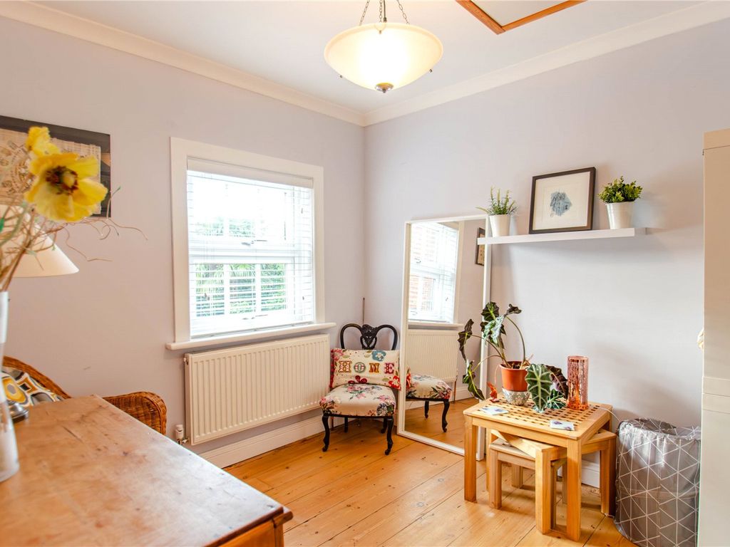 2 bed terraced house for sale in Ickleford Road, Hitchin, Hertfordshire SG5, £450,000