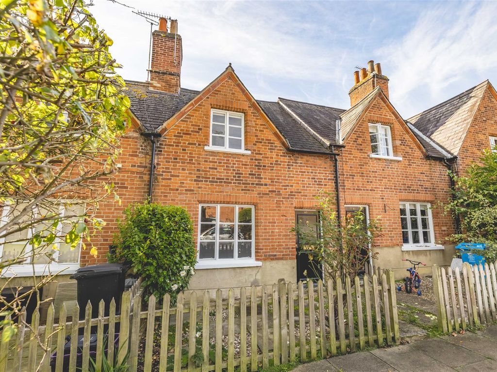 2 bed terraced house for sale in Prince Consort Cottages, Windsor SL4, £400,000