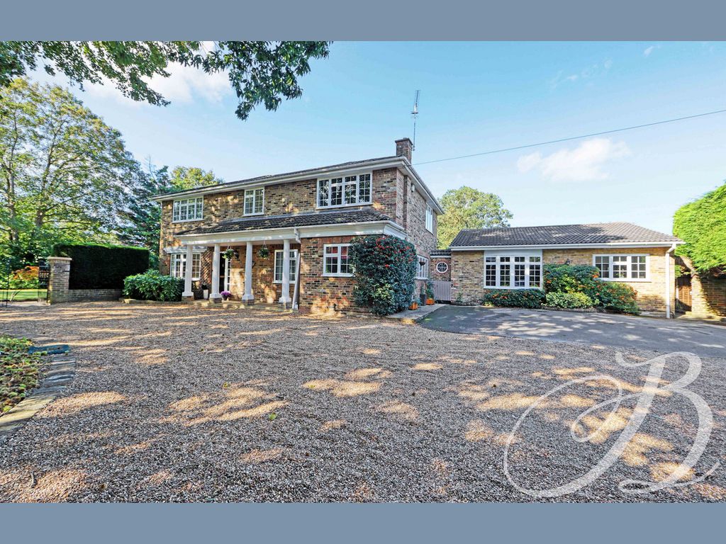 5 bed detached house for sale in Bray Village, Bray SL6, £1,695,000