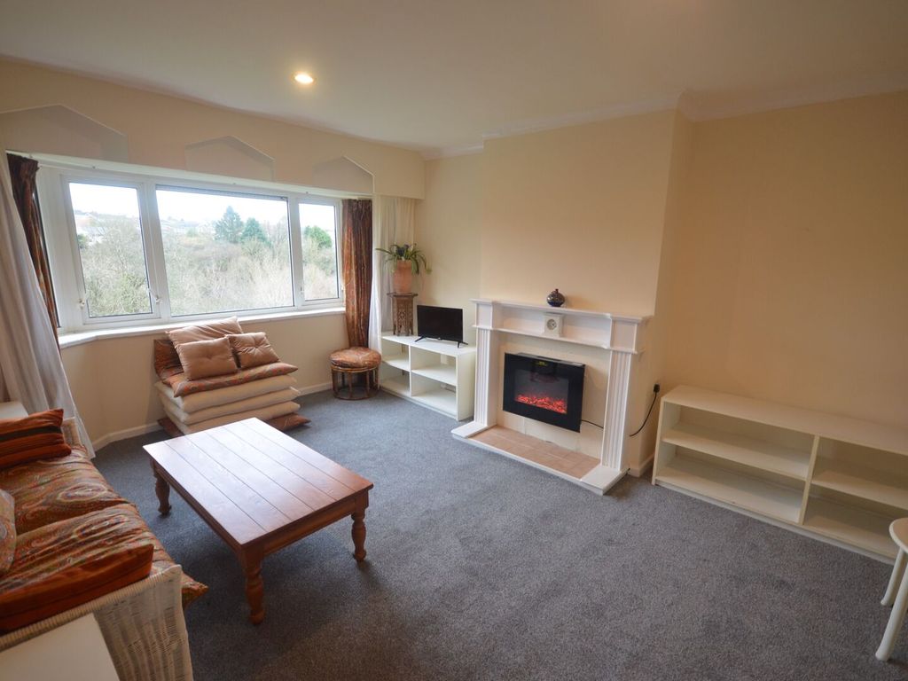 2 bed flat to rent in Slaidburn Drive, Accrington BB5, £575 pcm