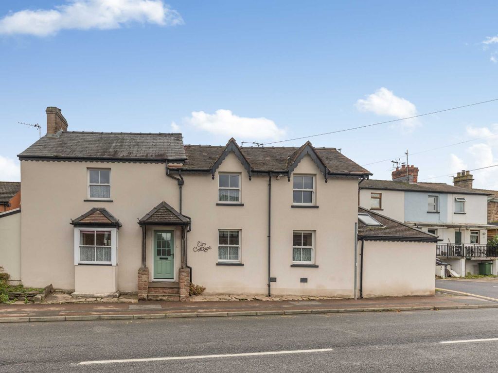 3 bed detached house for sale in Walford Road, Ross-On-Wye HR9, £340,000