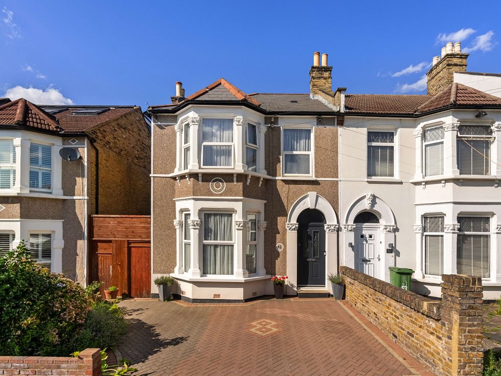 3 bed end terrace house for sale in Arngask Road, London, Greater London SE6, £675,000