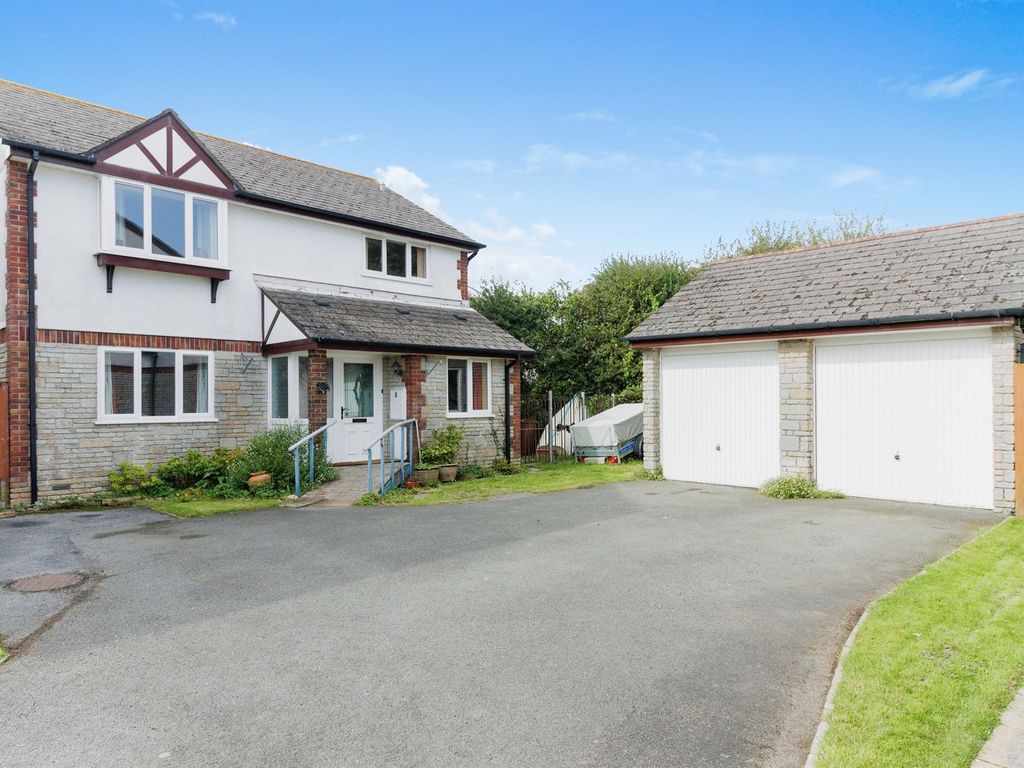 5 bed detached house for sale in Hearl Road, Latchbrook, Saltash PL12, £500,000