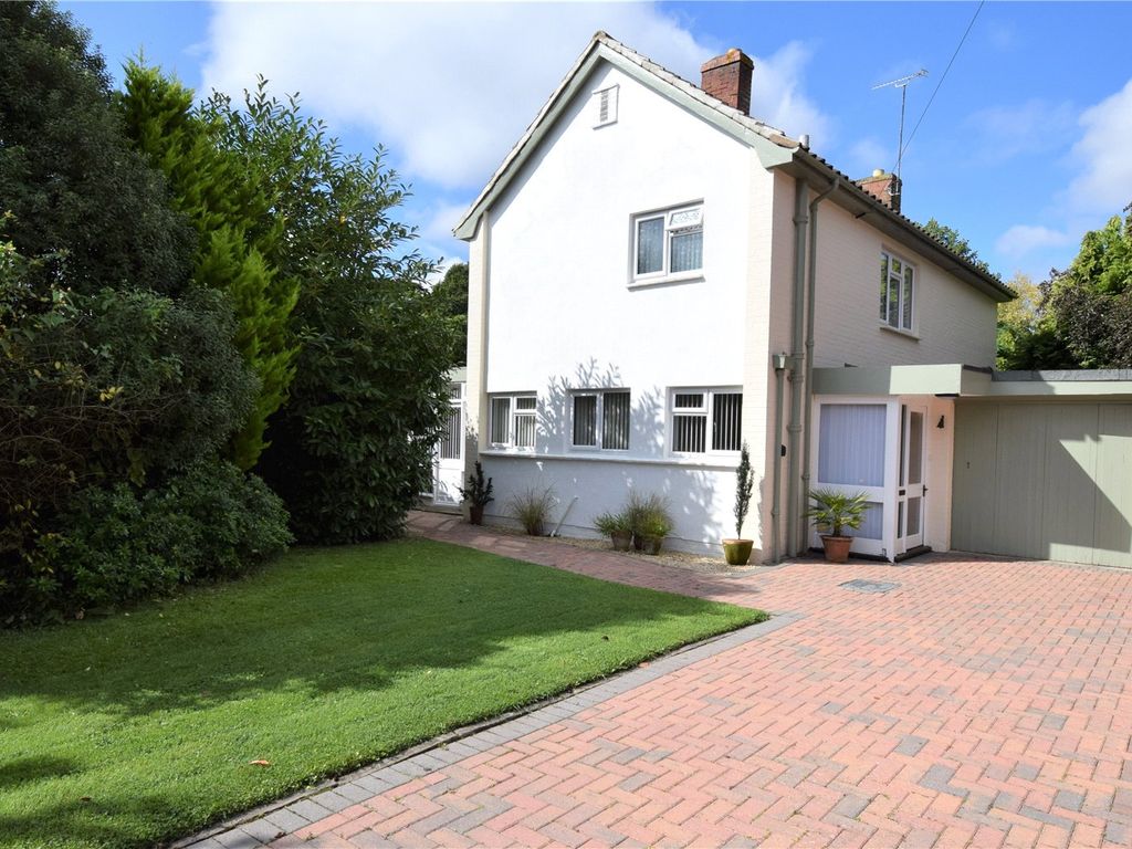 3 bed detached house for sale in Queens Road, Devizes, Wiltshire SN10, £450,000
