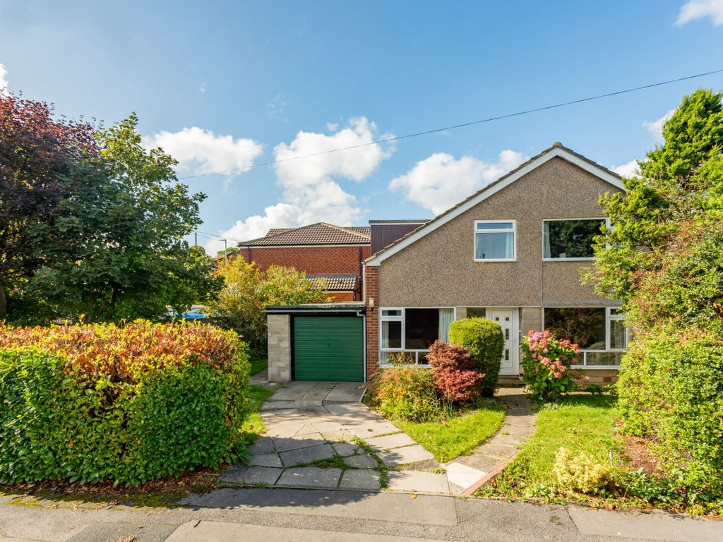 4 bed detached house for sale in Ure Grove, Wetherby LS22, £369,950