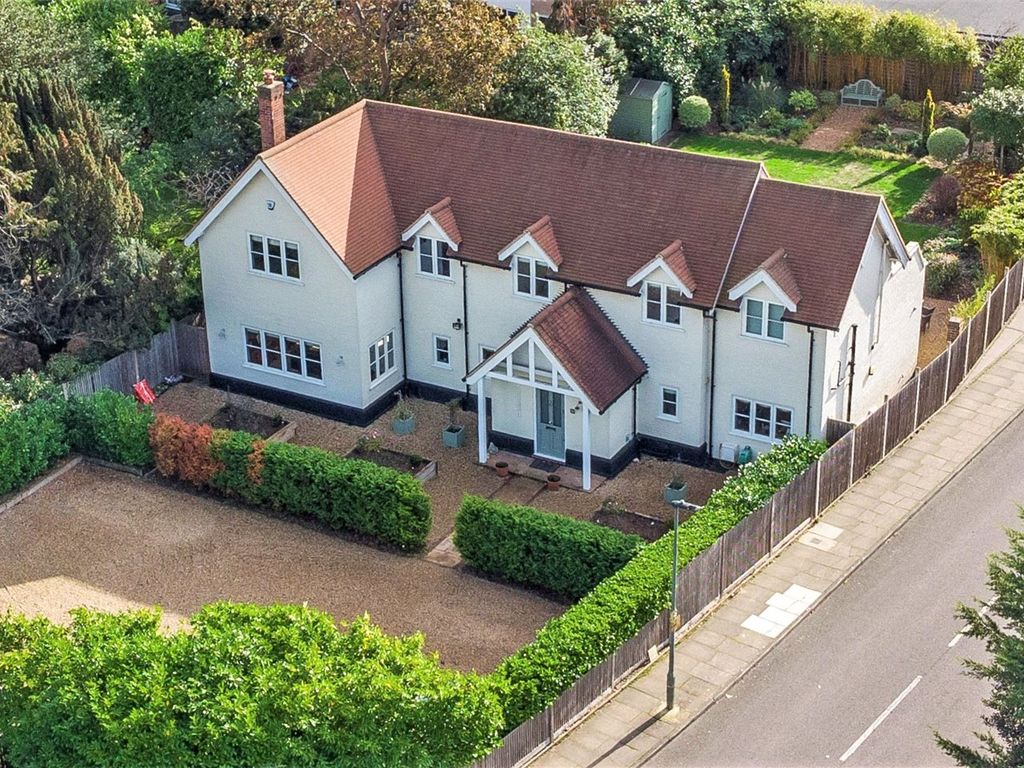 4 bed detached house for sale in Hawthorne Road, Bickley BR1, £1,550,000