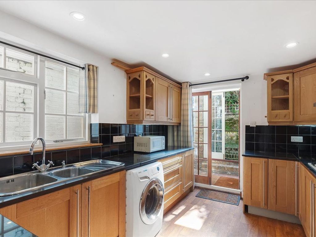 3 bed terraced house for sale in Disbrowe Road, Hammersmith, London W6, £1,100,000