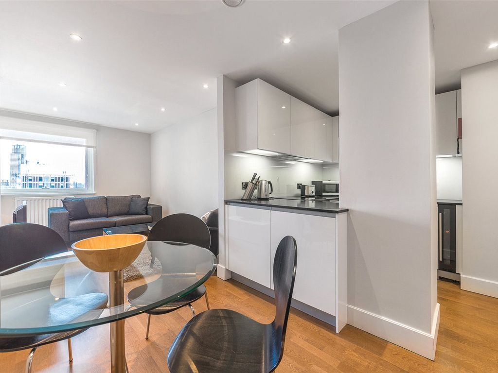 1 bed flat for sale in Crawford Building, 112 Whitechapel High Street, London E1, £450,000