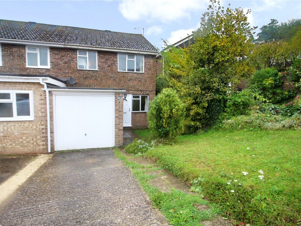 3 bed semi-detached house for sale in Chilton Way, Hungerford RG17, £325,000