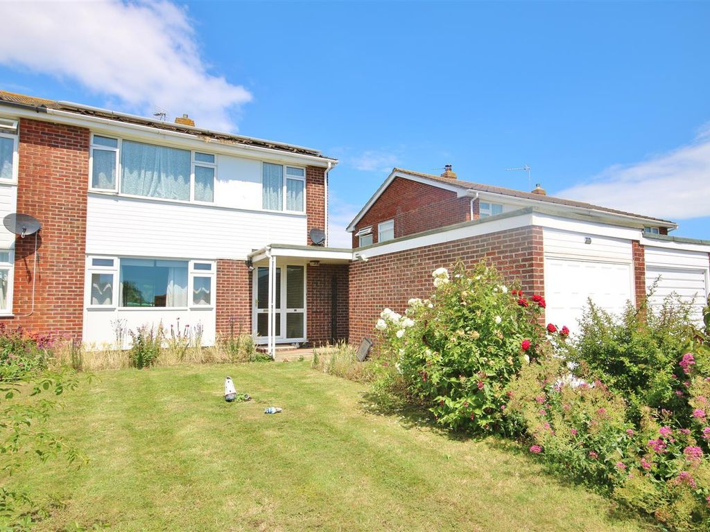 3 bed semi-detached house to rent in Gouldings Avenue, Walton On The Naze CO14, £1,300 pcm