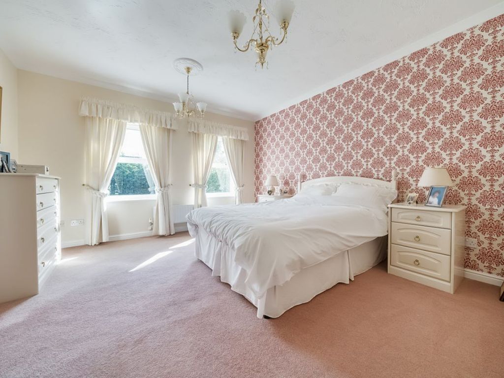4 bed detached house for sale in Lucas Court, Biddenham, Bedford MK40, £695,000