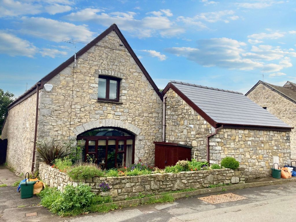 3 bed barn conversion for sale in Higher End, St. Athan CF62, £399,950