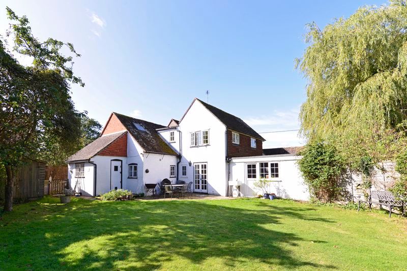 4 bed detached house for sale in Loxwood Road, Alfold Bars, Loxwood RH14, £770,000