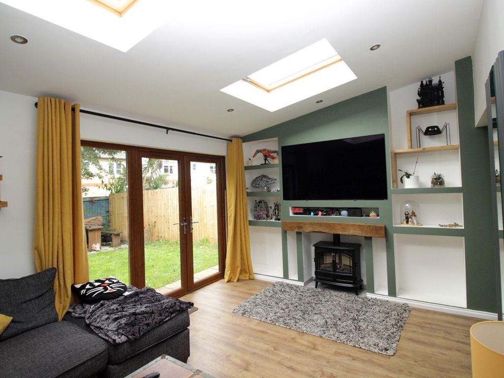 3 bed detached house for sale in Llys Dwynwen, Llantwit Major CF61, £389,995