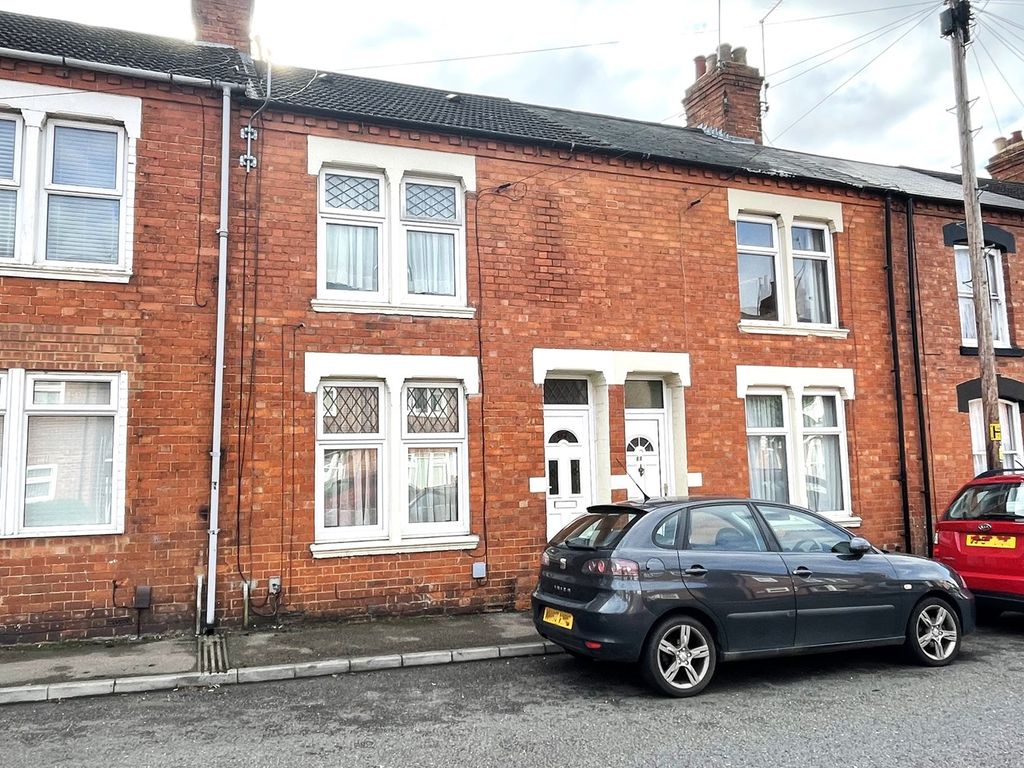 3 bed terraced house for sale in Byron Street, Kingsley, Northampton NN2, £225,000