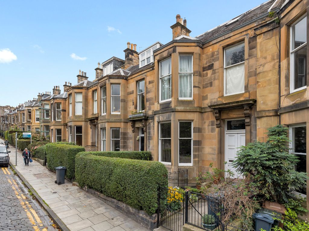 3 bed flat for sale in Dean Park Crescent, Edinburgh EH4, £690,000