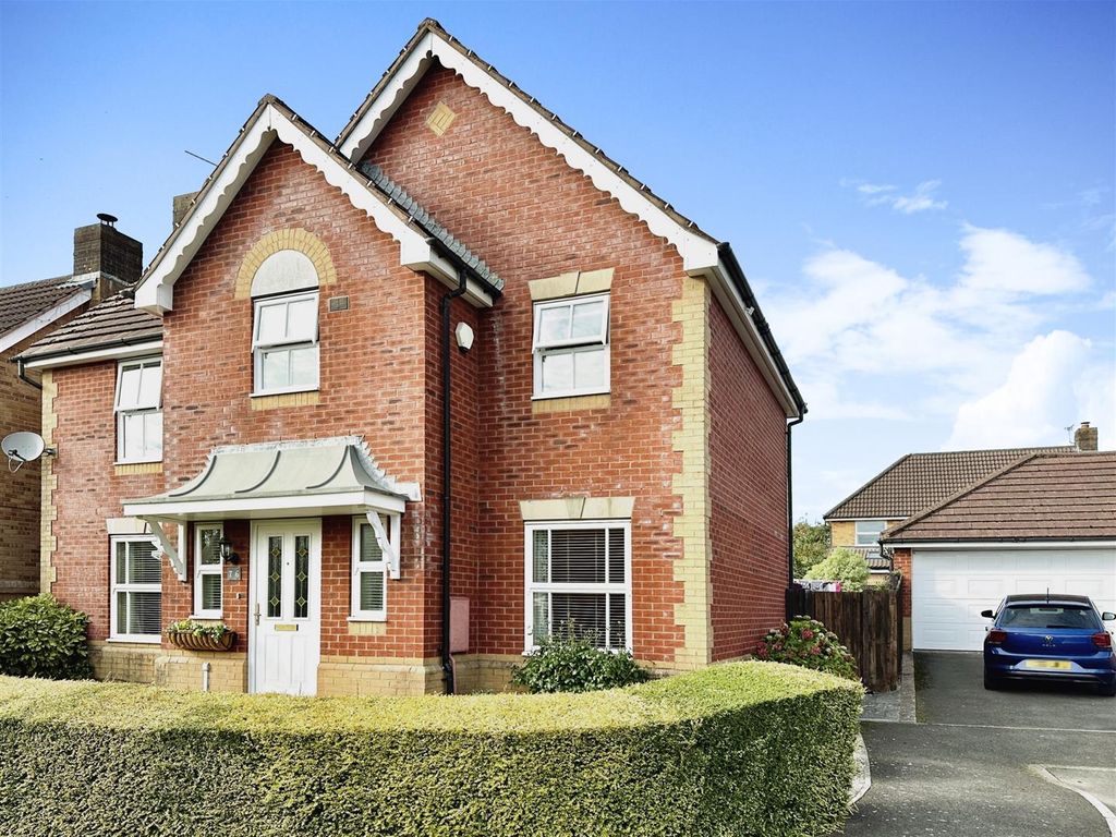 4 bed detached house for sale in St. Lawrence Park, Chepstow NP16, £459,950