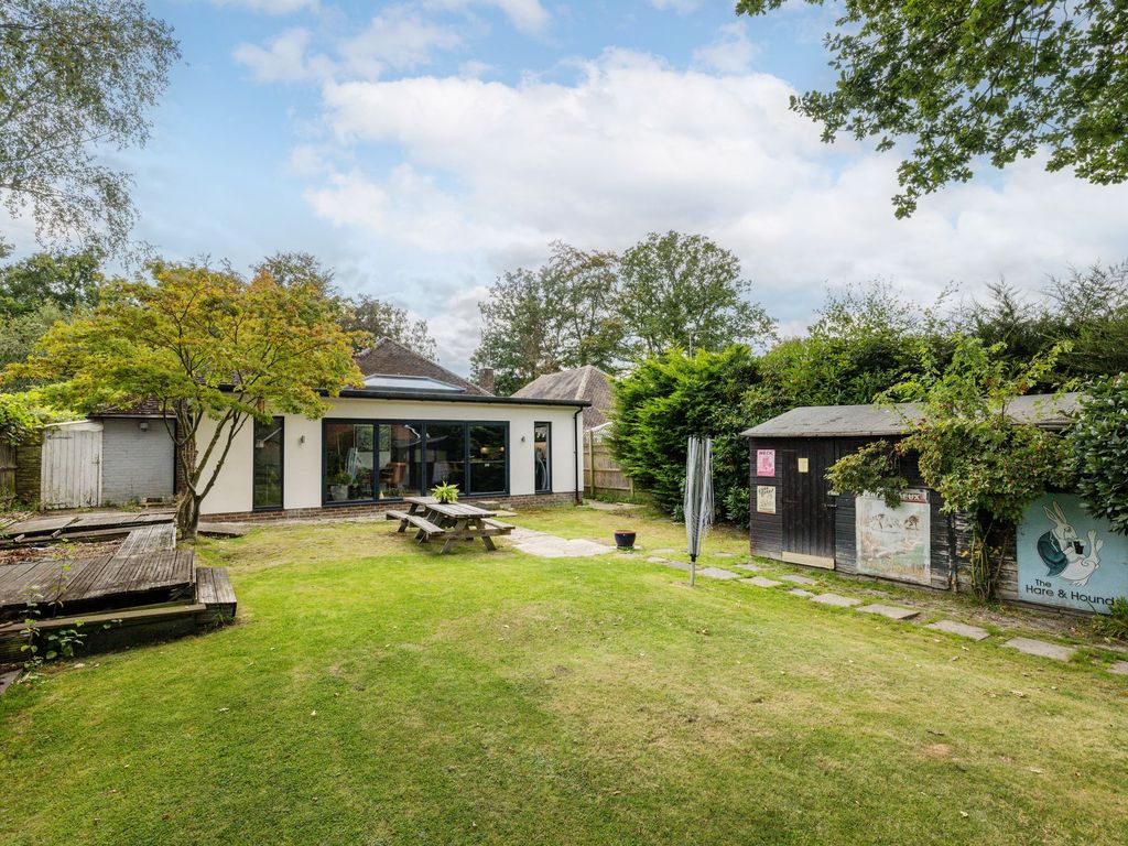 4 bed bungalow for sale in Copthorne Road, Felbridge RH19, £650,000