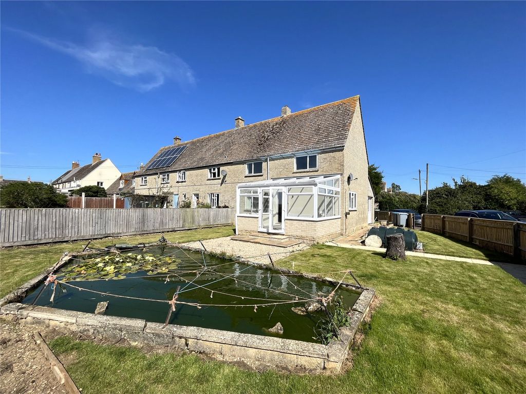 3 bed end terrace house for sale in The Elms, Langford, Lechlade, Oxfordshire GL7, £395,000