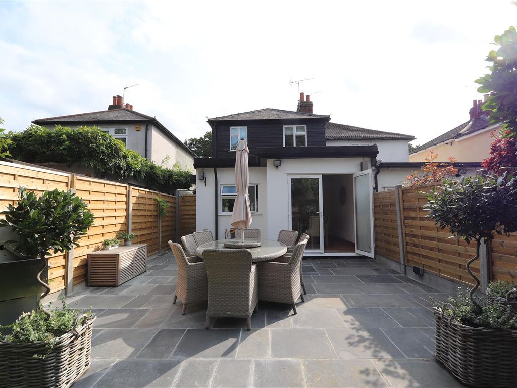 3 bed semi-detached house for sale in Warley Hill, Warley, Brentwood CM13, £550,000