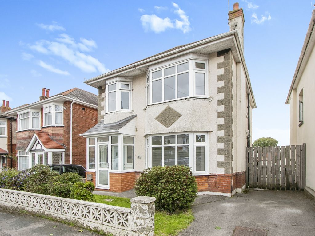 4 bed detached house for sale in Redbreast Road North, Moordown, Bournemouth, Dorset BH9, £425,000