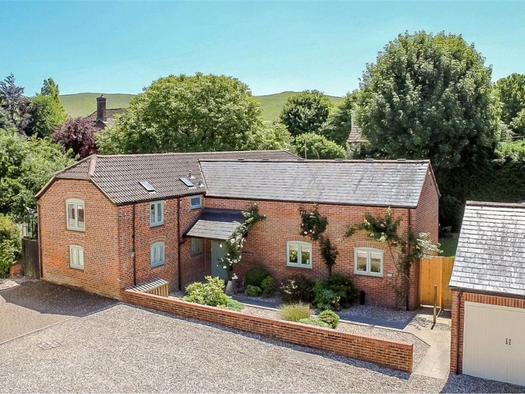 4 bed detached house for sale in Oldbury Fields - Cherhill, Calne SN11, £950,000