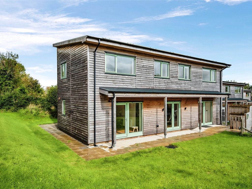 4 bed detached house for sale in Berllan Aur, Boncath, Pembrokeshire SA37, £395,000