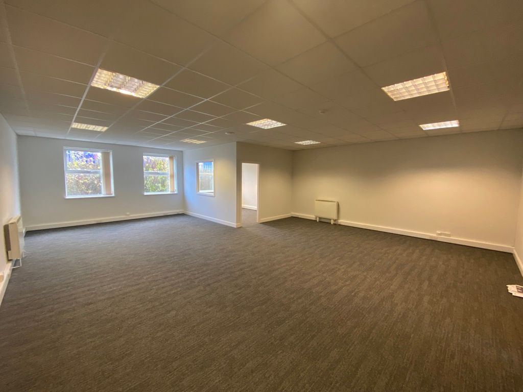 Office to let in 11 Telford Court, Chestergates Business Park, Ellesmere Port, Cheshire CH1, Non quoting
