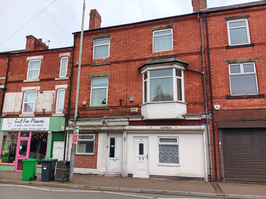2 bed flat for sale in Annesley Road, Hucknall, Nottingham NG15, £70,000