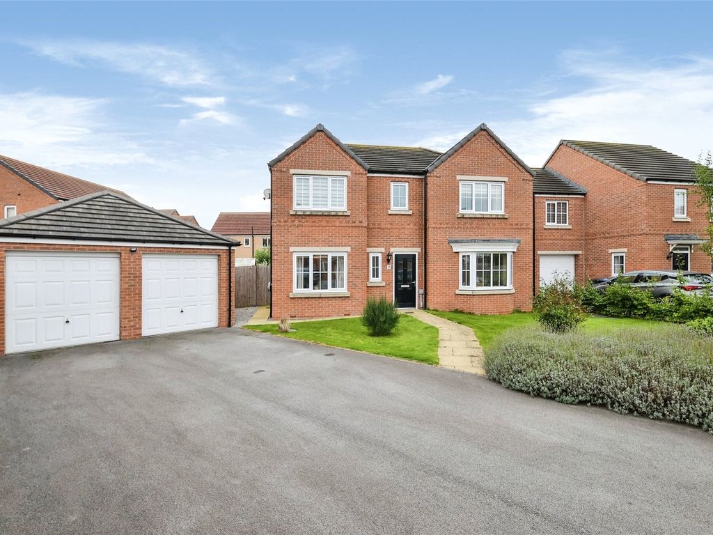 4 bed detached house for sale in Meadowfields, Morton On Swale, Northallerton DL7, £400,000