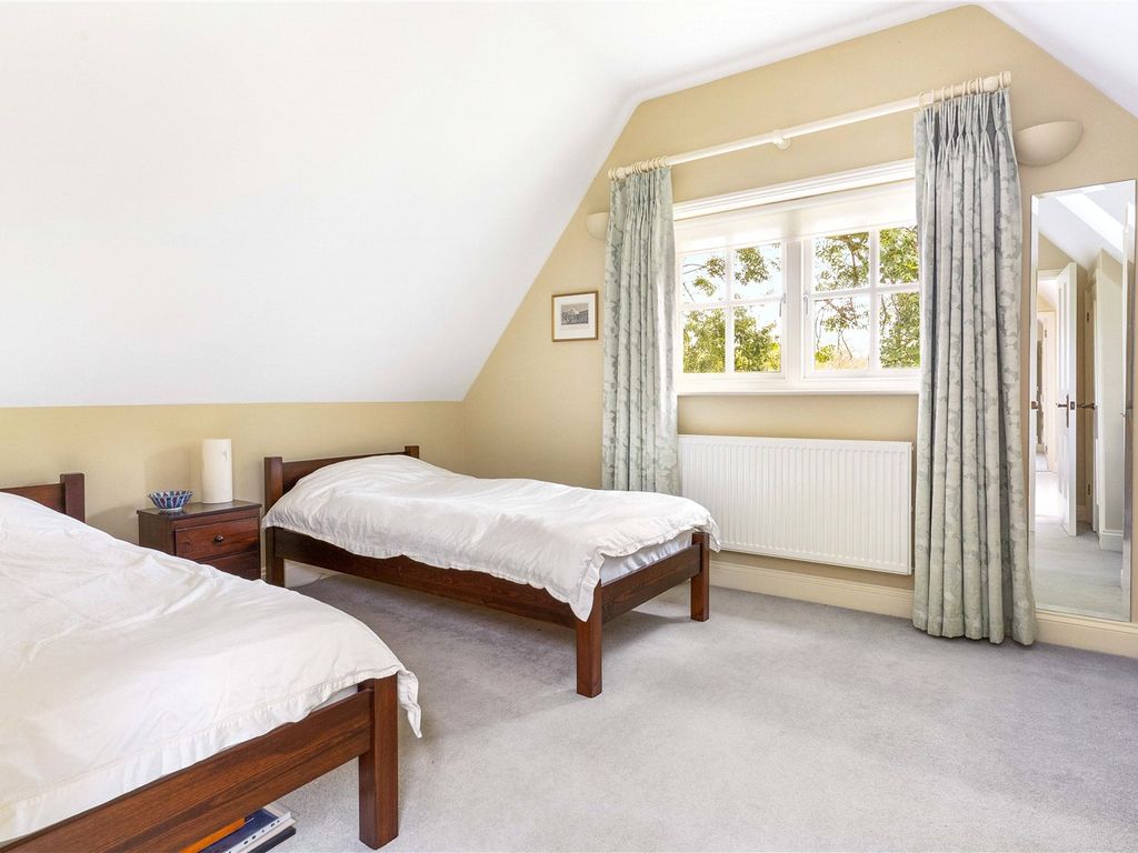 5 bed detached house for sale in Frogge Street, Ickleton, Nr Saffron Walden, Essex CB10, £1,400,000