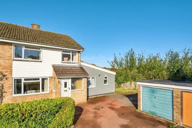 4 bed semi-detached house for sale in Chesham, Buckinghamshire HP5, £575,000