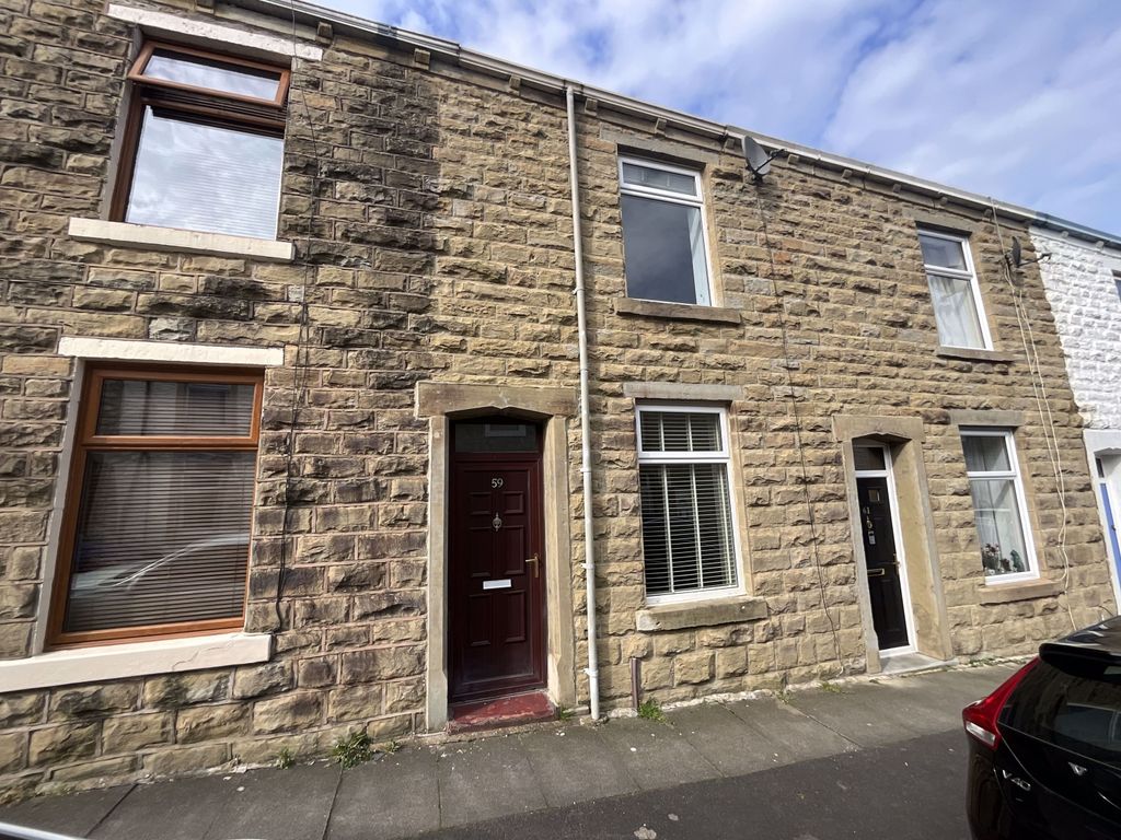 2 bed terraced house to rent in Talbot Street, Rishton, Blackburn, Lancashire BB1, £575 pcm