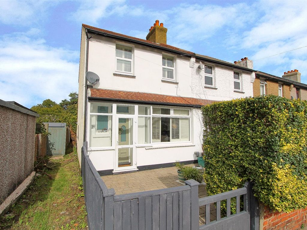 3 bed end terrace house for sale in Cranfield Road East, Carshalton SM5, £500,000