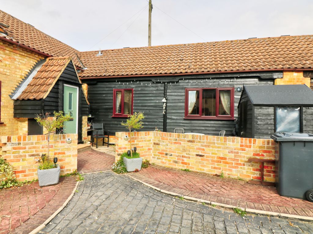3 bed detached house for sale in Lakeside Mews, Grafham, Huntingdon PE28, £369,995