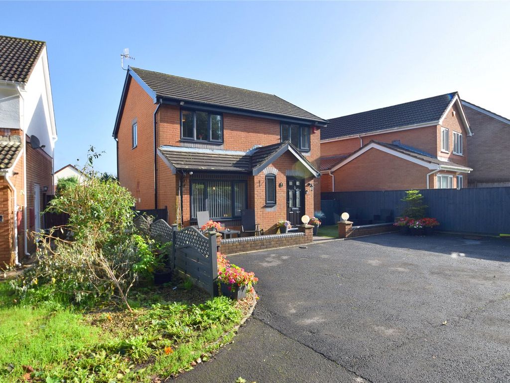 4 bed detached house for sale in Ffordd Beck, Gowerton, Swansea SA4, £375,000
