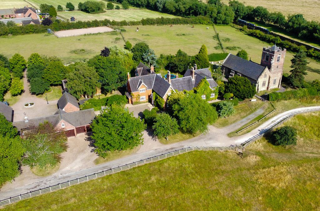 8 bed detached house for sale in Wychnor, Derbyshire DE13, £1,750,000