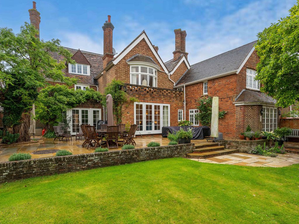 5 bed country house for sale in Horn Street, Winslow, Buckingham Buckinghamshire MK18, £1,500,000
