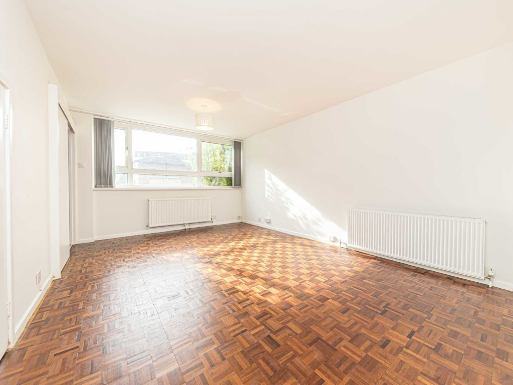 2 bed flat for sale in Crown Terrace, Richmond TW9, £465,000