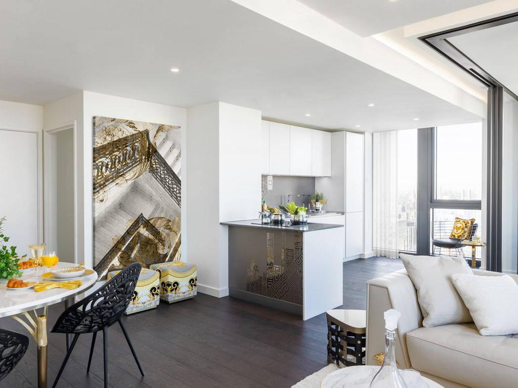 Town house for sale in Bondway, London SW8, £1,091,000