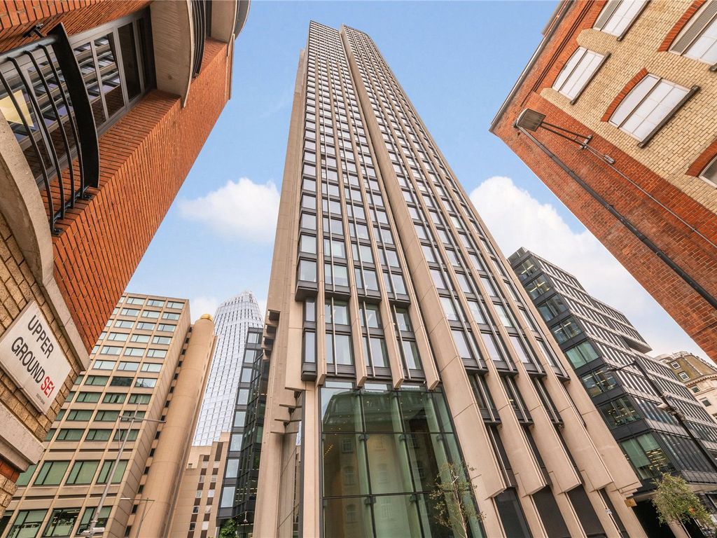 2 bed flat for sale in Upper Ground, Bankside SE1, £1,200,000