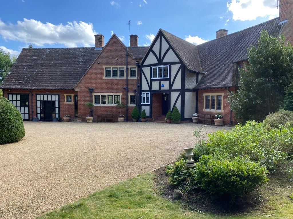 7 bed detached house for sale in The Glade, Letchworth Garden City SG6, £3,250,000