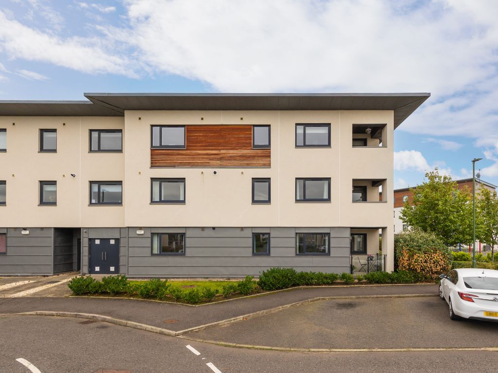 3 bed flat for sale in 23/2 Burnbrae Place, Edinburgh EH12, £360,000