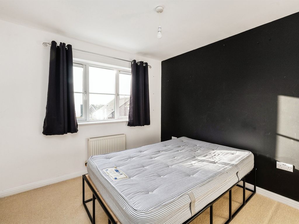 4 bed detached house for sale in Ffordd Y Groes, Bridgend CF31, £405,000