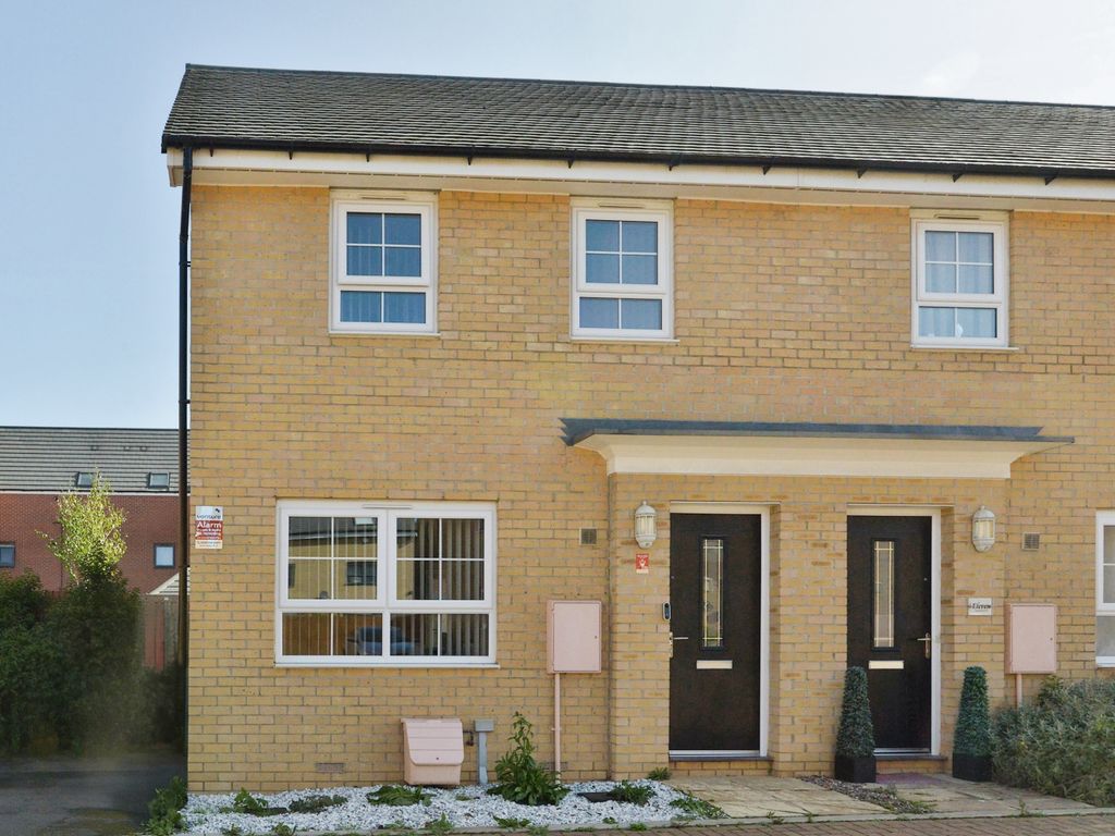 3 bed end terrace house for sale in Sheppard Grove, Eagle Farm South, Milton Keynes, Buckinghamshire MK17, £345,000