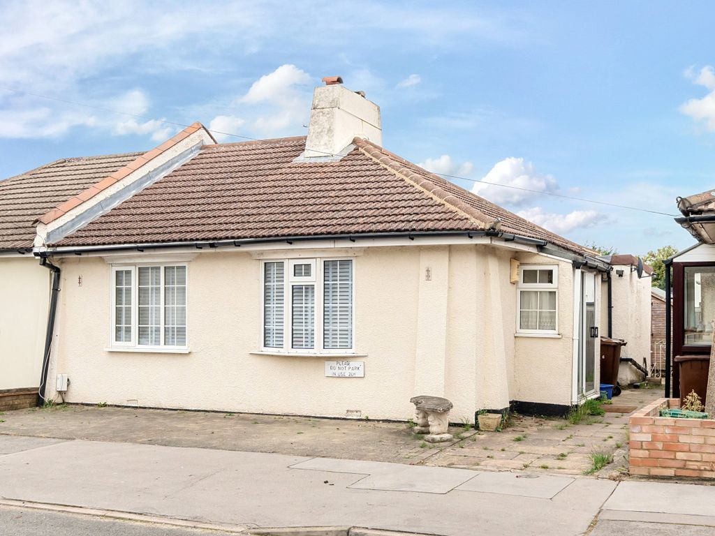 2 bed bungalow for sale in Cottage Avenue, Bromley, Kent BR2, £400,000