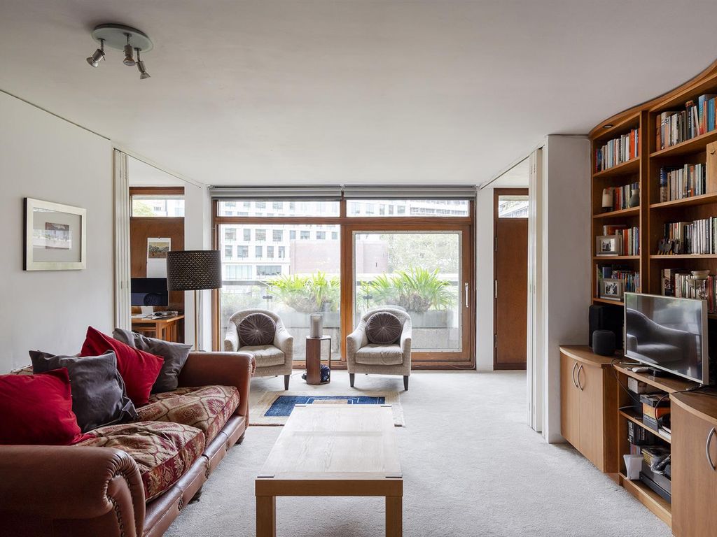 1 bed flat for sale in Barbican, London EC2Y, £1,050,000