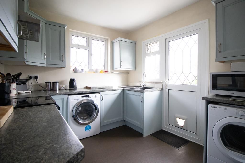 4 bed property for sale in Little Wakering Road, Barling Magna, Southend-On-Sea SS3, £420,000