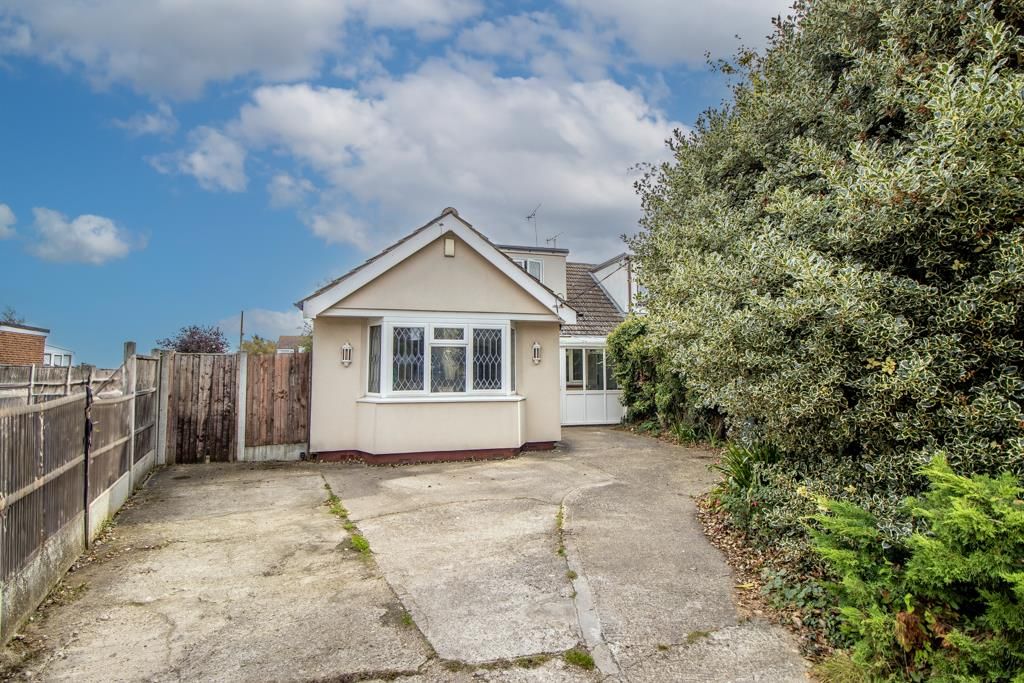 4 bed property for sale in Little Wakering Road, Barling Magna, Southend-On-Sea SS3, £420,000